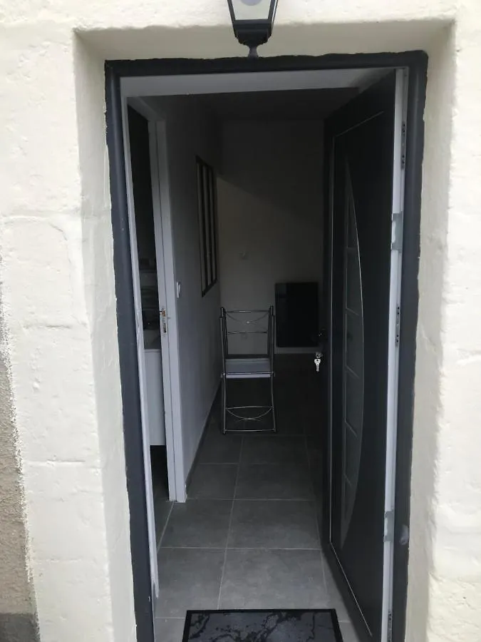 Apartment Superbe Studio Entierement Refait A Neuf Figeac