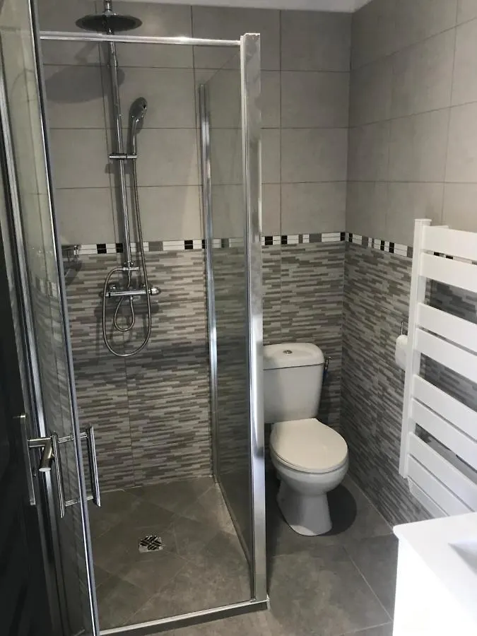 Superbe Studio Entierement Refait A Neuf Figeac Apartment